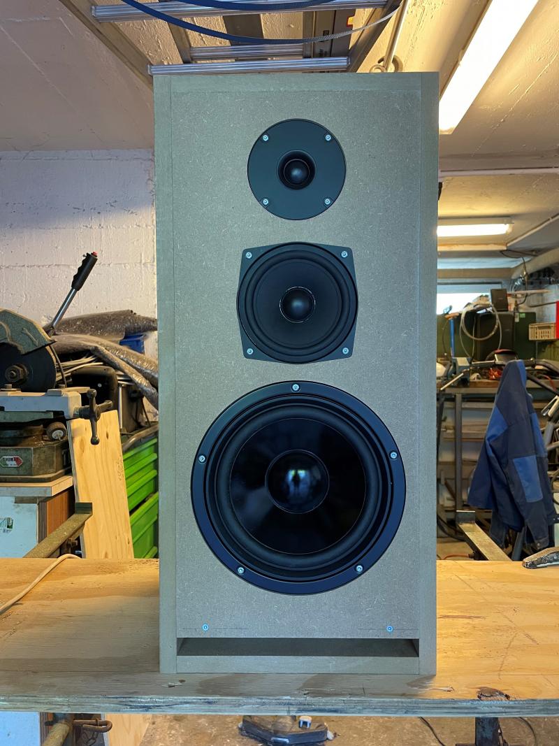 Klicke auf die Grafik für eine vergrößerte Ansicht

Name: Gehäusebau 05.05.2021 3.jpg
Ansichten: 619
Größe: 129,9 KB
ID: 689421