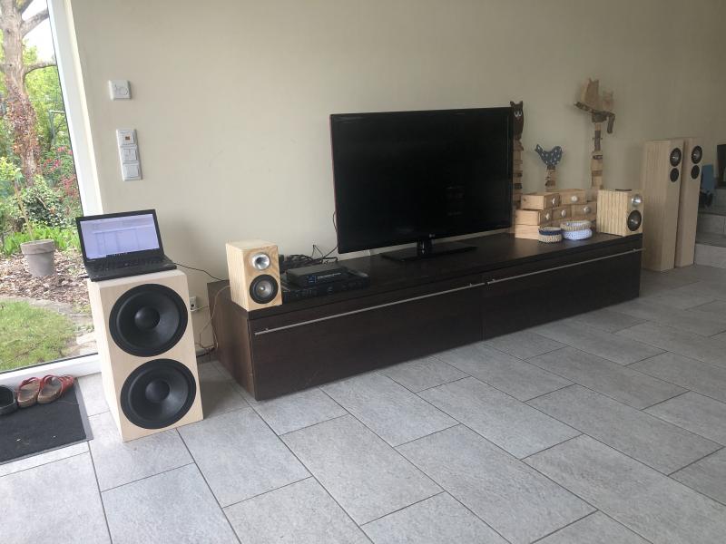 Klicke auf die Grafik für eine vergrößerte Ansicht

Name: IMG_1625.jpg
Ansichten: 312
Größe: 56,7 KB
ID: 689724