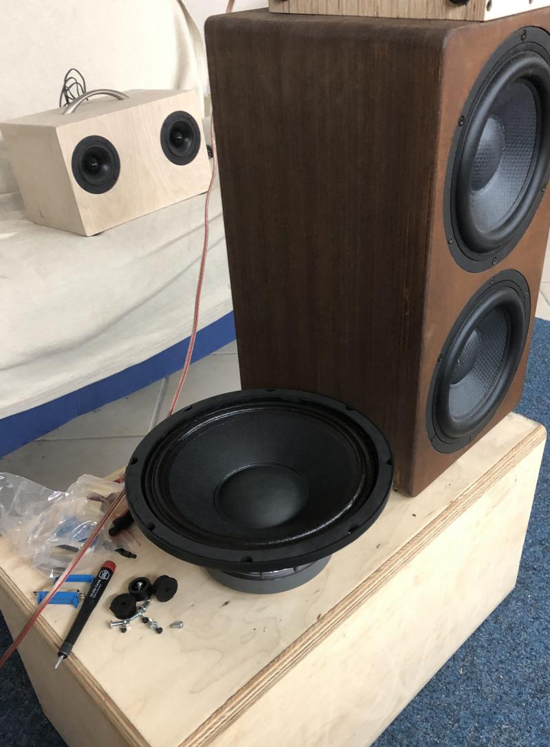 Klicke auf die Grafik für eine vergrößerte Ansicht

Name: IMG_1775.jpg
Ansichten: 420
Größe: 92,2 KB
ID: 694110