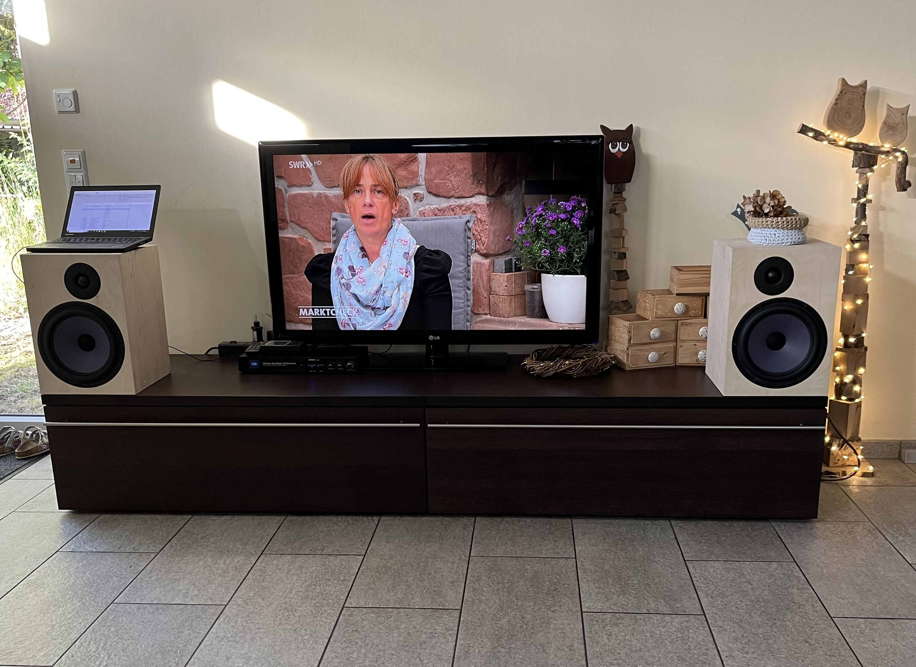 Klicke auf die Grafik für eine vergrößerte Ansicht

Name: IMG_1481.jpg
Ansichten: 511
Größe: 1,21 MB
ID: 705907