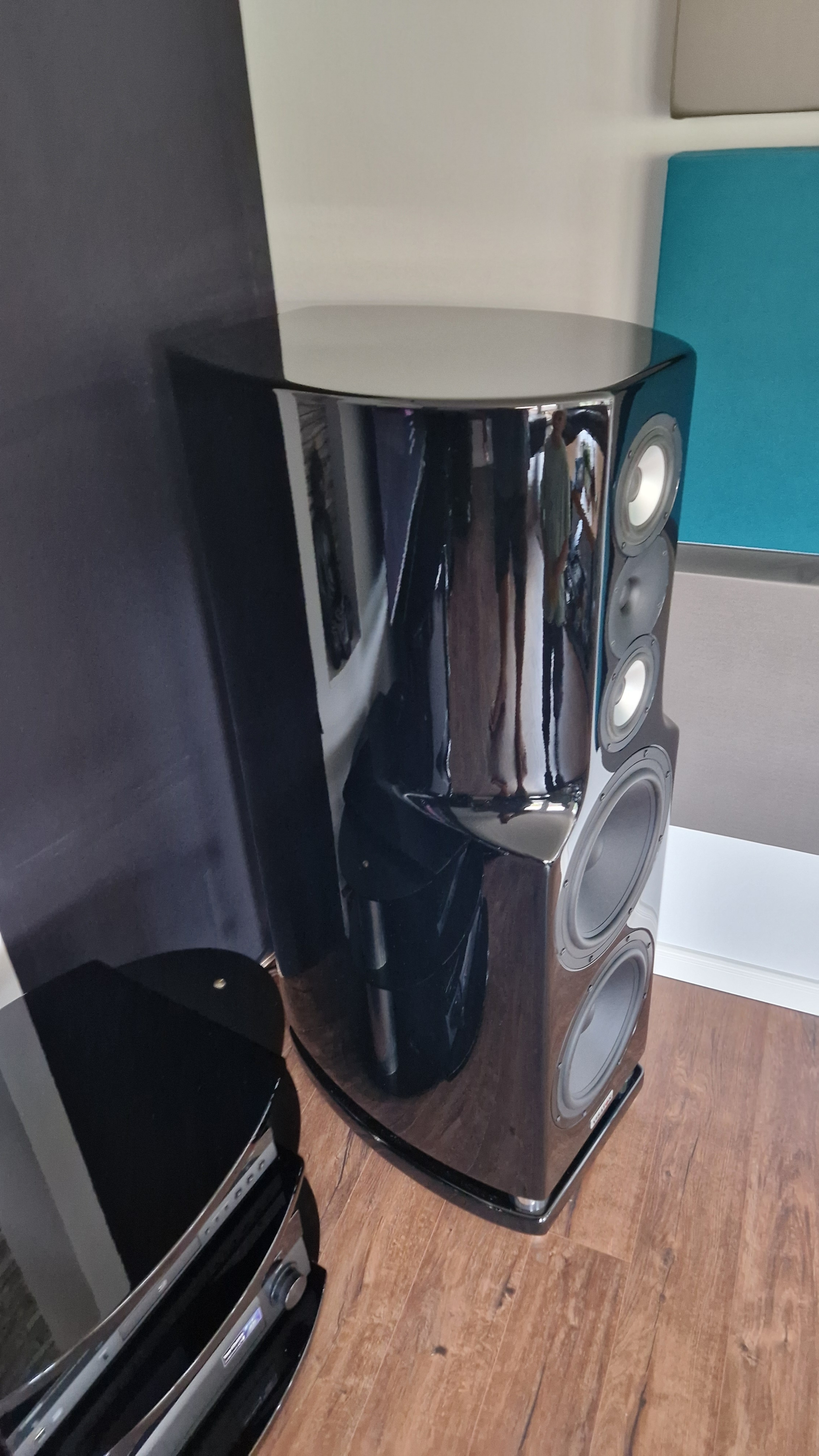 Klicke auf die Grafik für eine vergrößerte Ansicht

Name: 20240717_142806.jpg
Ansichten: 340
Größe: 1,45 MB
ID: 721469