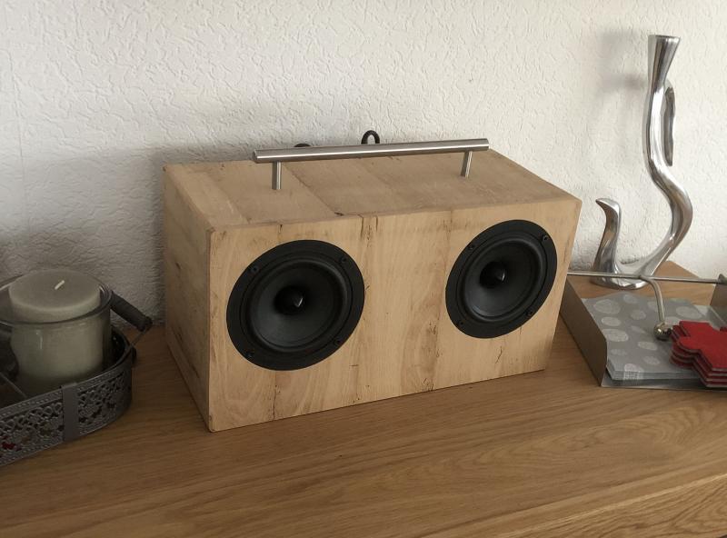 Klicke auf die Grafik für eine vergrößerte Ansicht

Name: IMG_1728.jpg
Ansichten: 492
Größe: 55,6 KB
ID: 693120