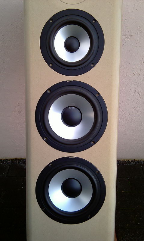 Klicke auf die Grafik für eine vergrößerte Ansicht

Name: image_35298.jpg
Ansichten: 3317
Größe: 65,9 KB
ID: 635773