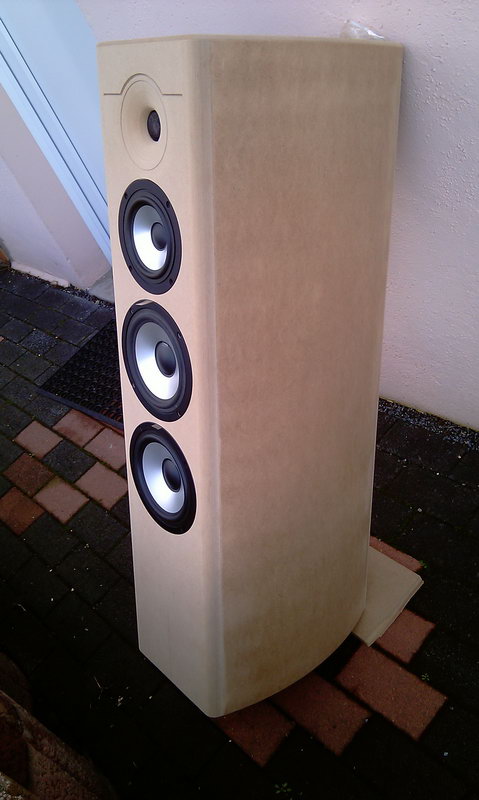 Klicke auf die Grafik für eine vergrößerte Ansicht

Name: image_35299.jpg
Ansichten: 3426
Größe: 60,4 KB
ID: 635774