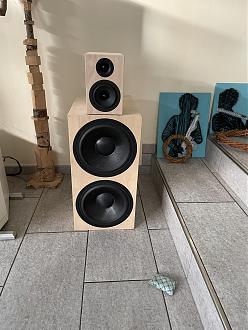 Klicke auf die Grafik für eine vergrößerte Ansicht

Name: IMG_2916.jpg
Ansichten: 314
Größe: 1,27 MB
ID: 725076