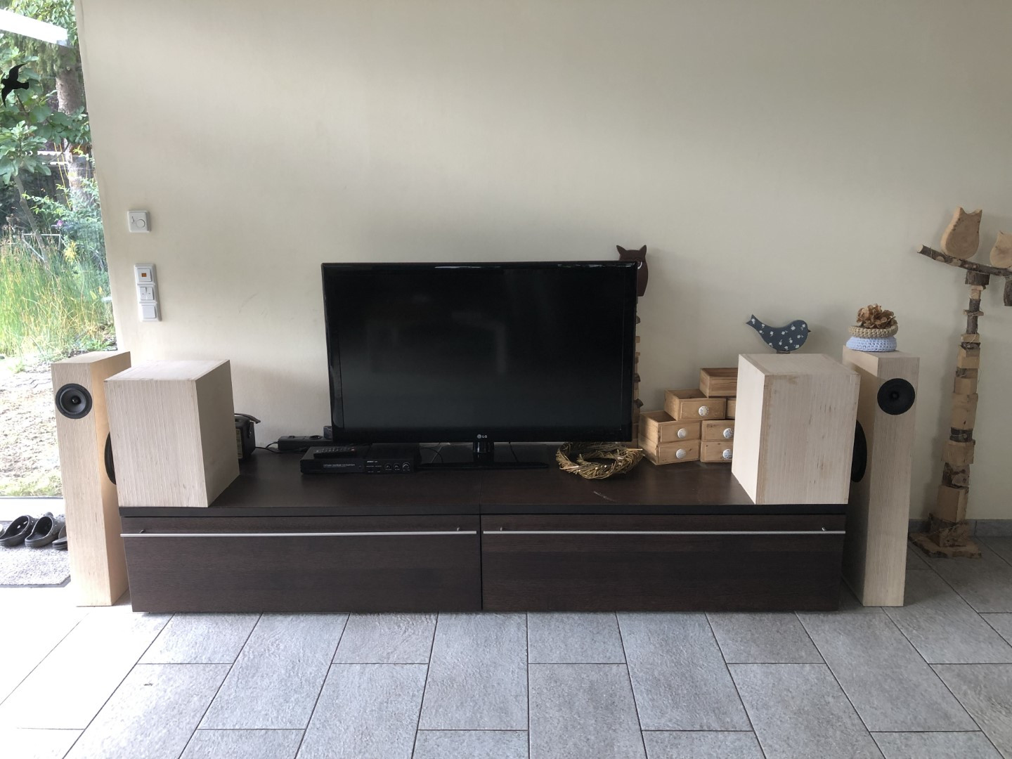 Klicke auf die Grafik für eine vergrößerte Ansicht

Name: IMG_1991 (Groß).jpg
Ansichten: 1122
Größe: 268,0 KB
ID: 705533