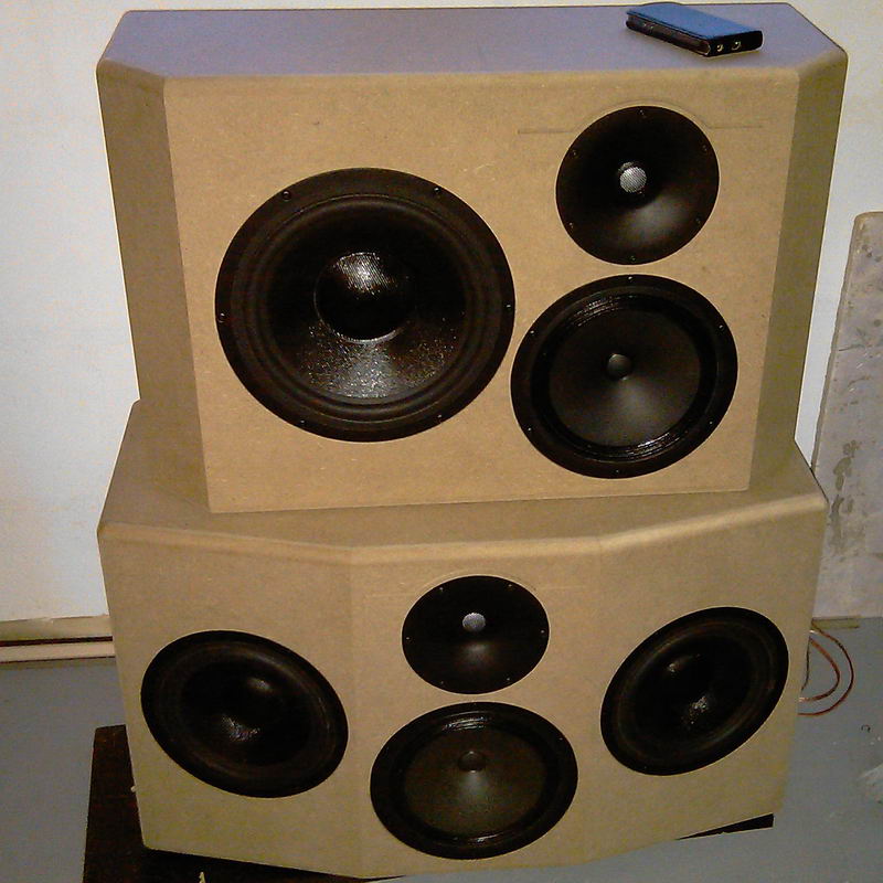 Klicke auf die Grafik für eine vergrößerte Ansicht

Name: image_28572.jpg
Ansichten: 616
Größe: 92,2 KB
ID: 629753