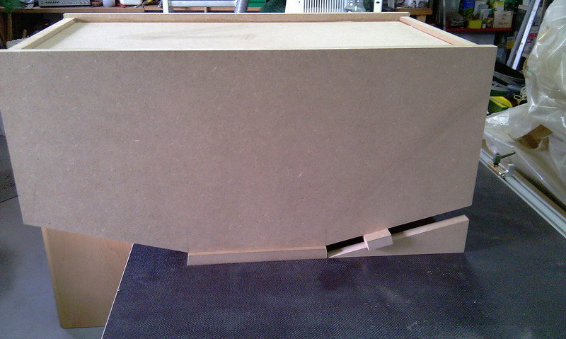 Klicke auf die Grafik für eine vergrößerte Ansicht

Name: image_19613.jpg
Ansichten: 410
Größe: 107,4 KB
ID: 622080