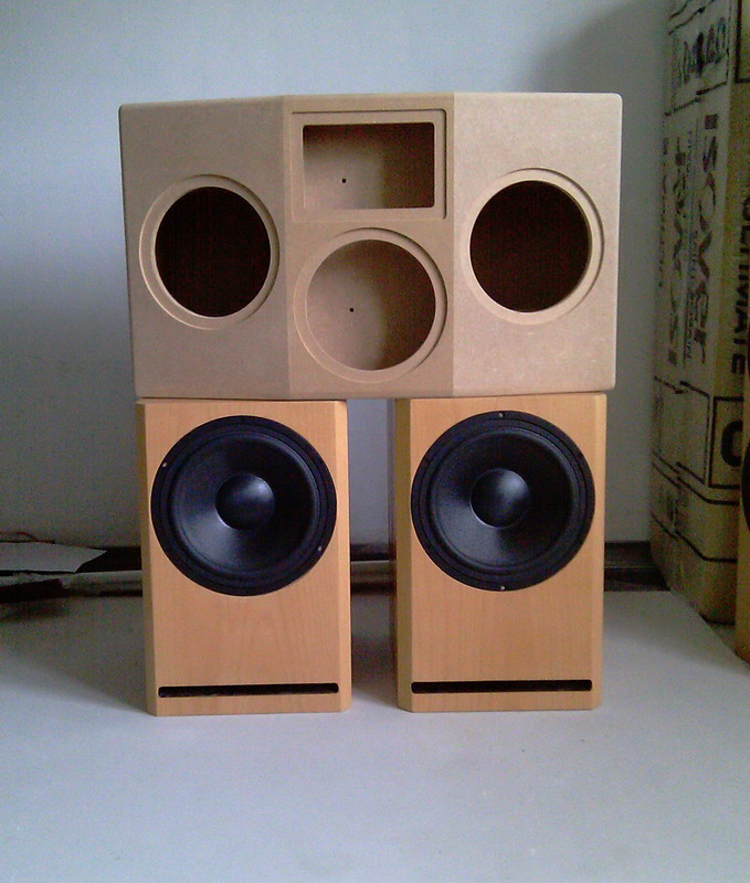 Klicke auf die Grafik für eine vergrößerte Ansicht

Name: image_19637.jpg
Ansichten: 379
Größe: 140,4 KB
ID: 622103