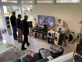 Klicke auf die Grafik für eine vergrößerte Ansicht

Name: IMG_1377.JPG
Ansichten: 162
Größe: 1,05 MB
ID: 736043